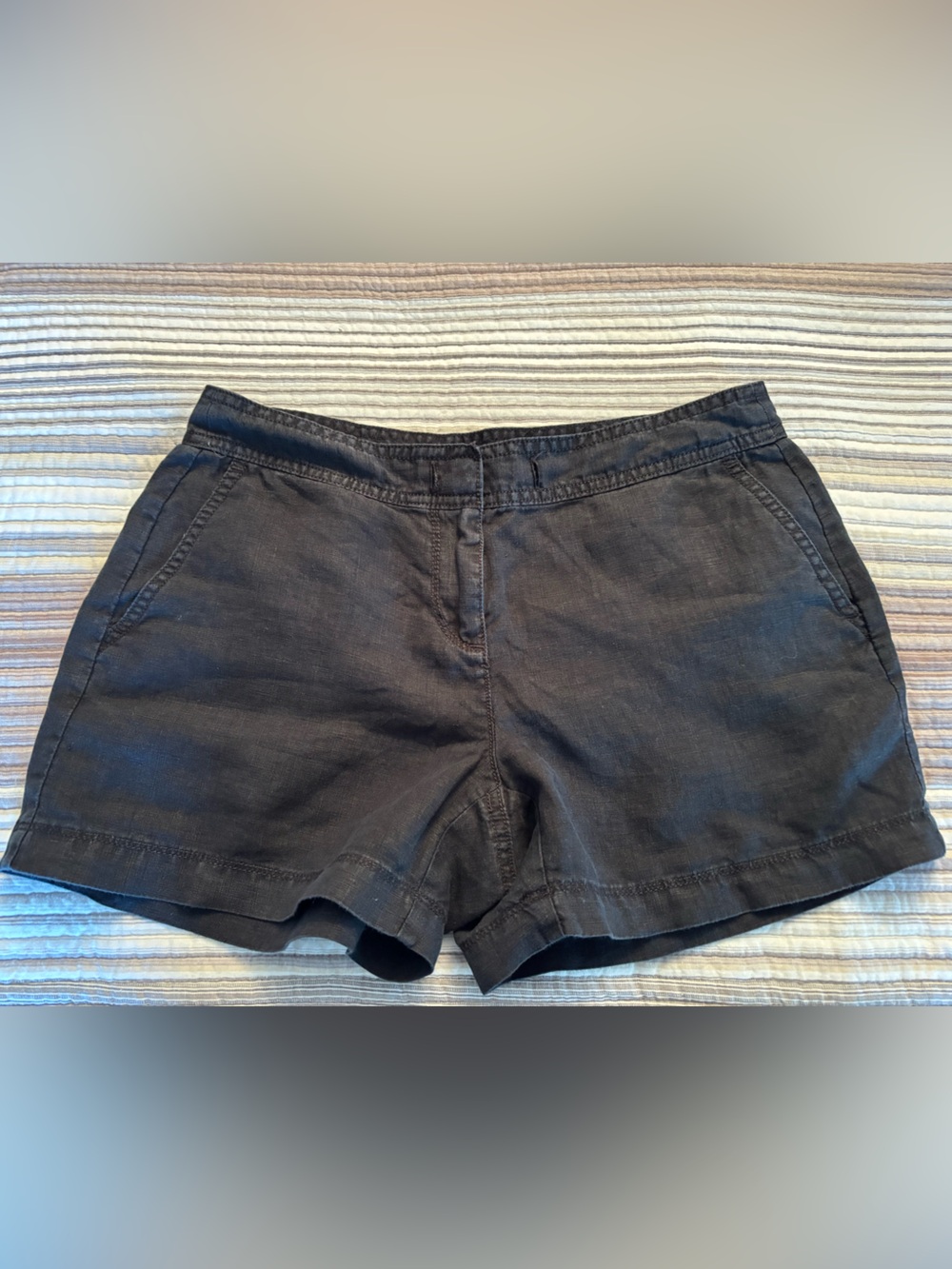 LOFT Black Linen-Blend Shorts Size 0